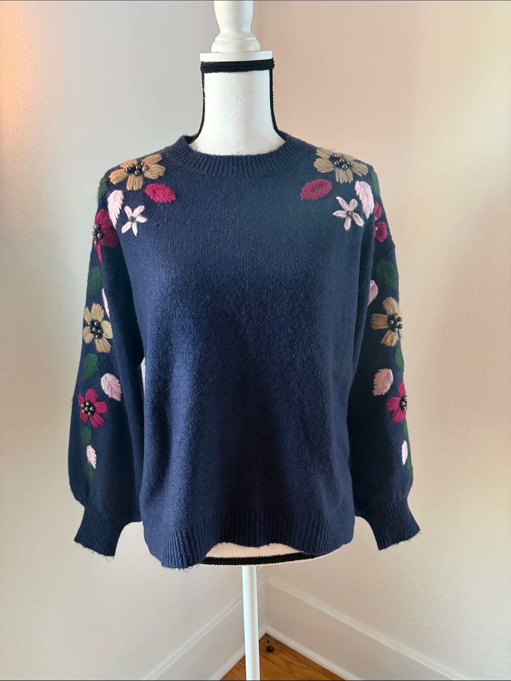 NWT Kayla's Armoire Navy Blue Floral Embroidered Crewneck Sweater Dolman S/M